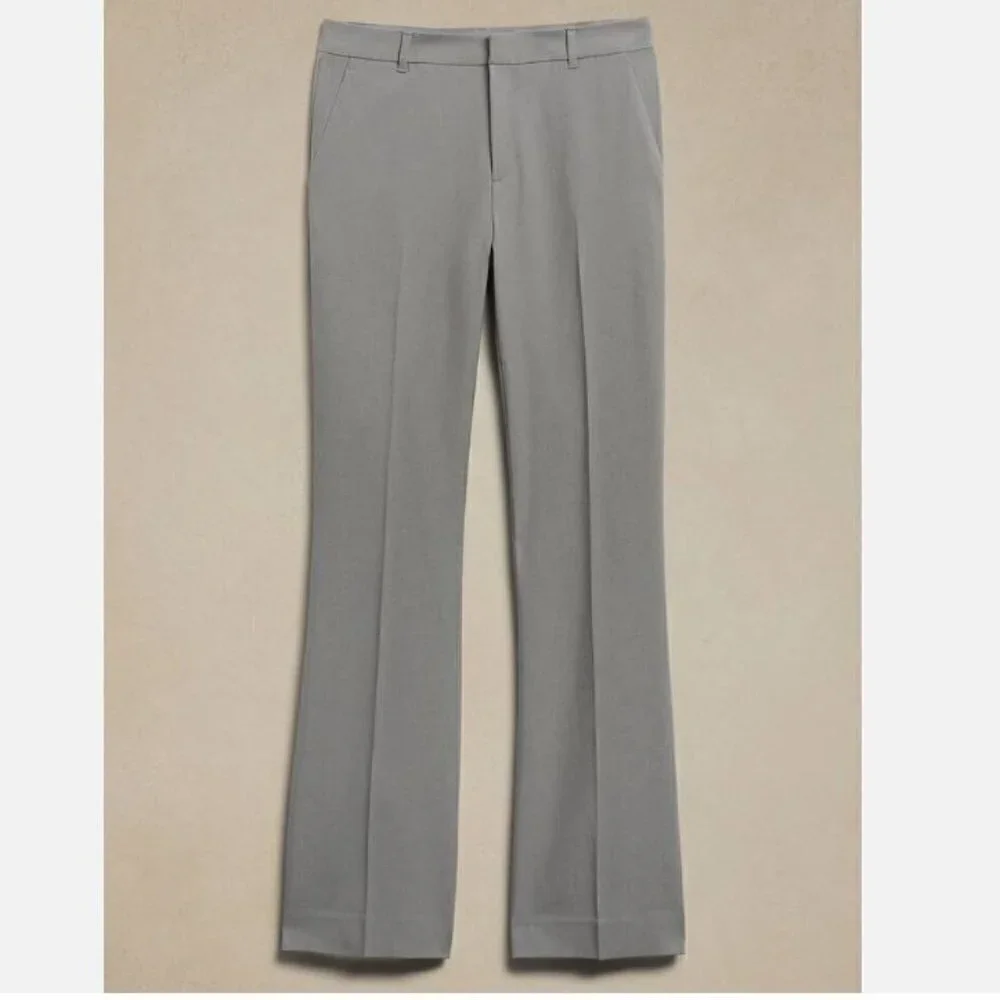 Banana Republic Black Stretch SCULPTED BOOTCUT Pants Size 4 TALL #812666 RT$100